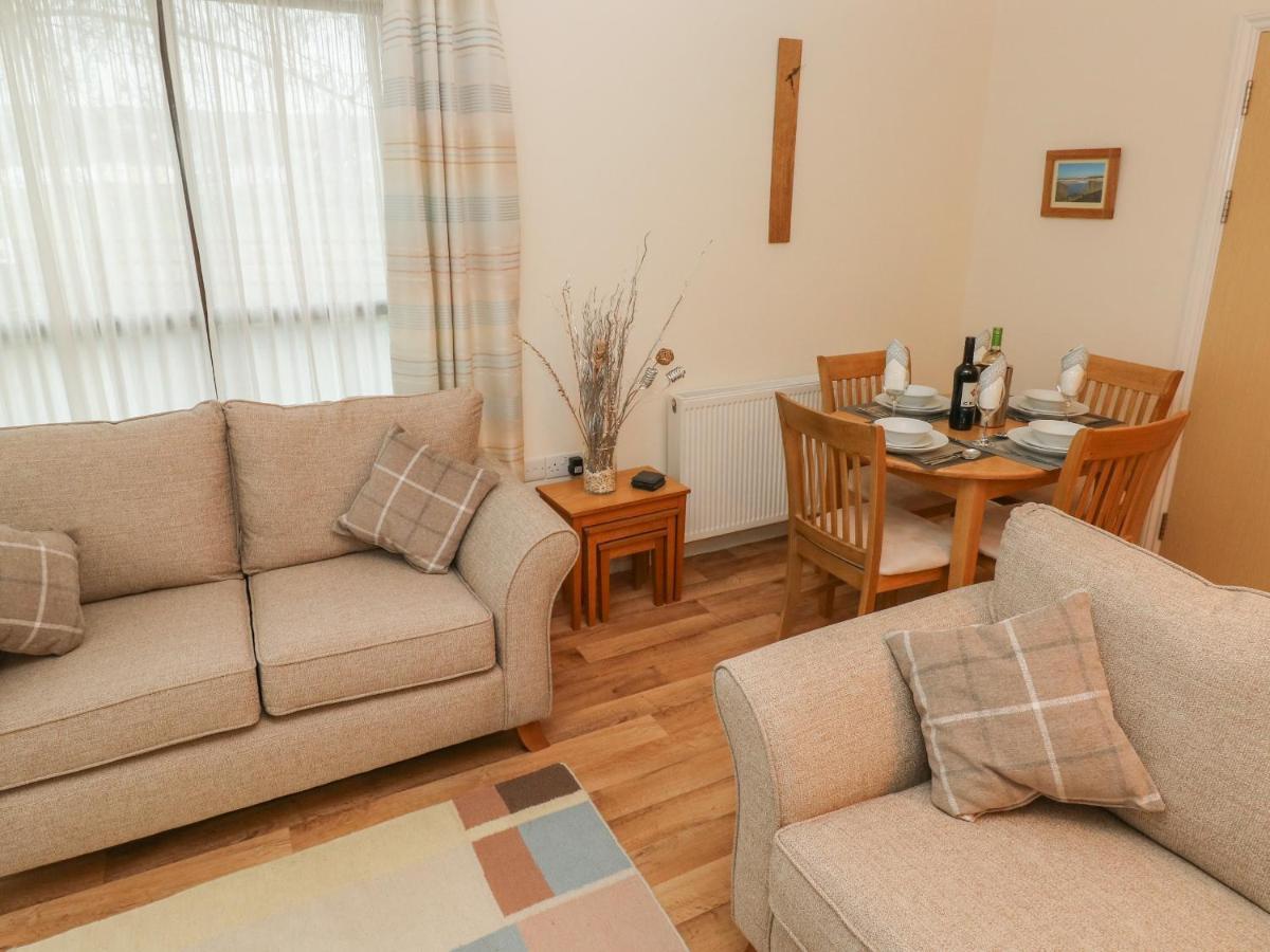 2 Chandlers Yard Burry Port Exterior photo